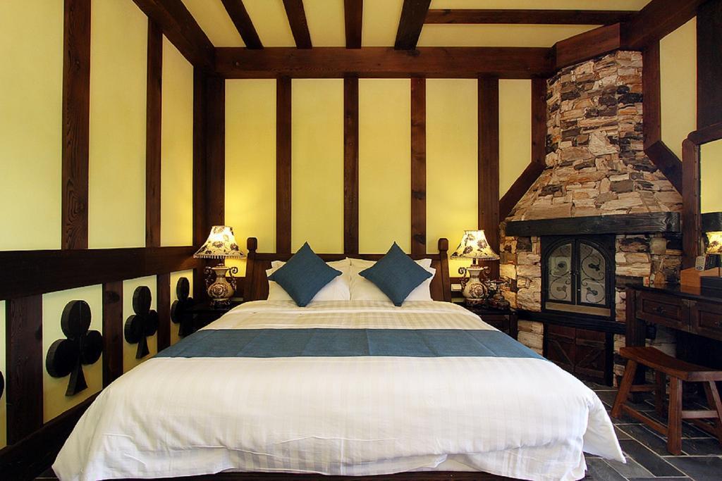 Tudor Dynasty Homestay Yanliau Room photo